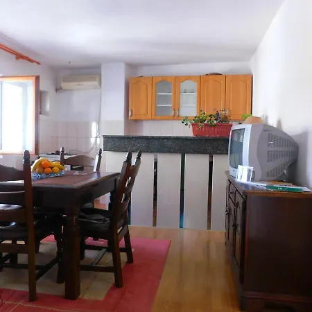 Guest house Nana